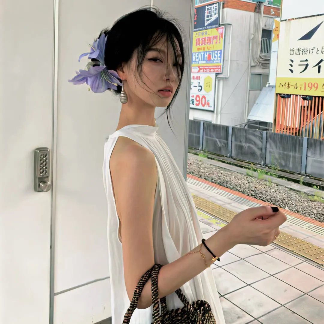 每天回家都会看到老婆在装死